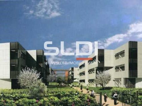 Nous vous proposons, dans un espace verdoyant au 