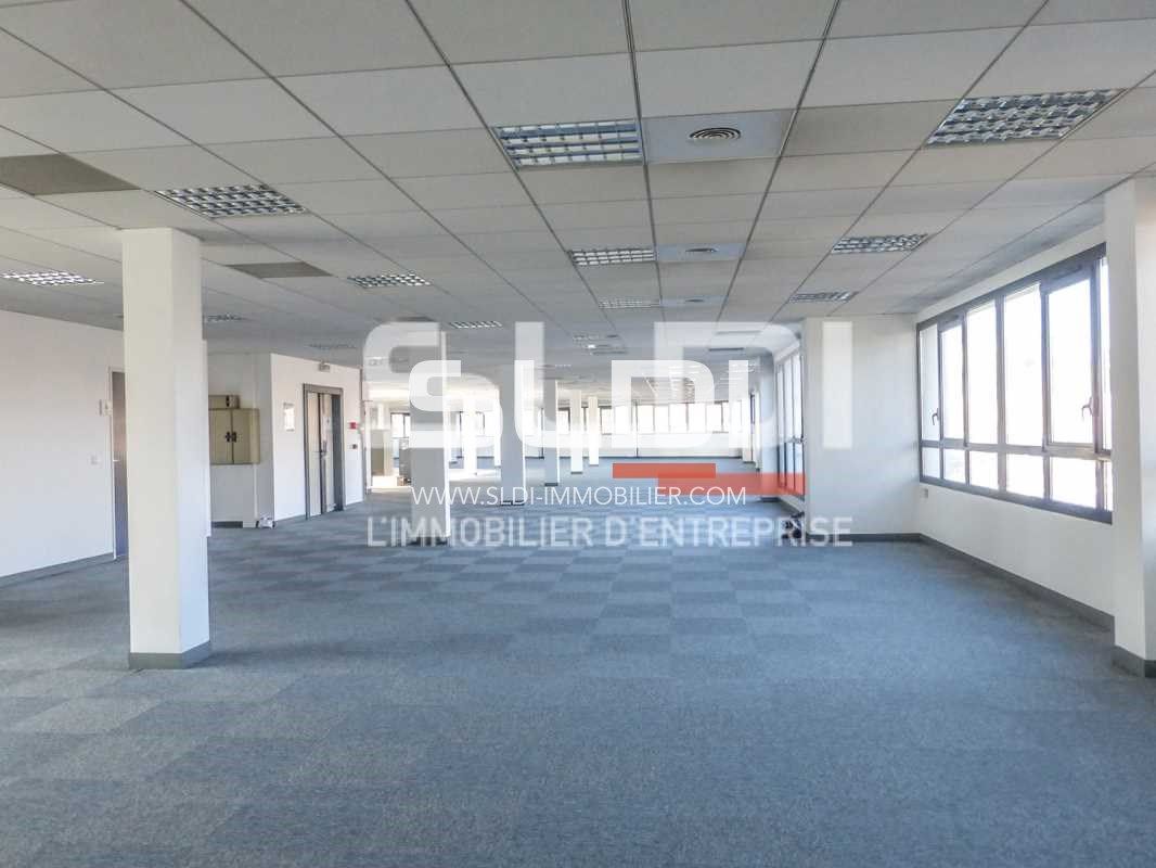 Nous vous proposons plusieurs plateaux de bureaux