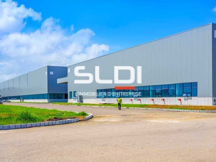 Emplacement idéal dans la ZI de Chassieu, la SLDI