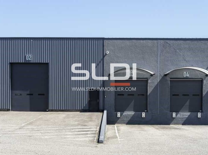 Située dans la dynamique commune de Corbas, cette