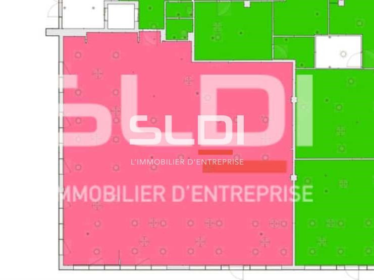 Location locaux commerciaux 673 m² divisibles à partir de 96 m²
