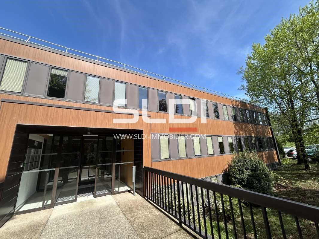 Nous vous propose un espace de bureaux à louer d'