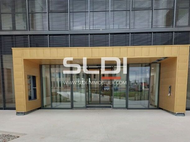 Nous vous proposons des bureaux neufs louer à Gen