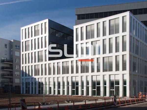 Nous vous proposons à  la  location au Carré de S