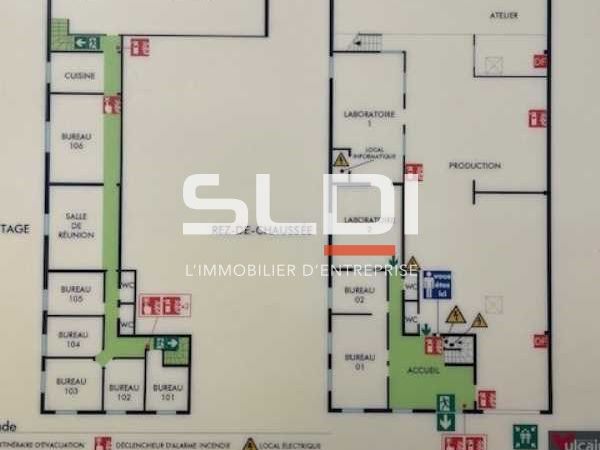 Location entrepots 723 m² non divisibles