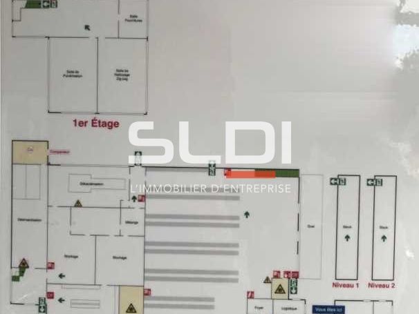 Location entrepots 2680 m² non divisibles