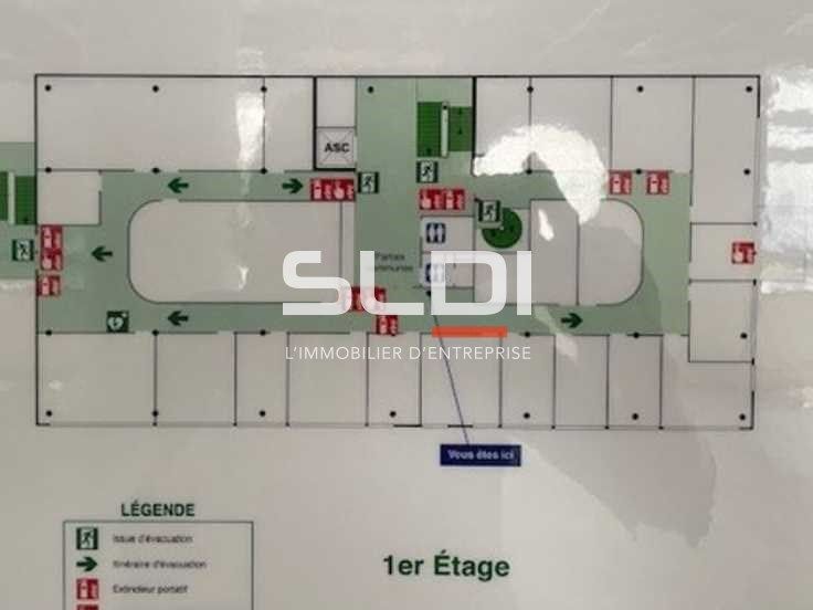 Location bureaux 717 m² non divisibles