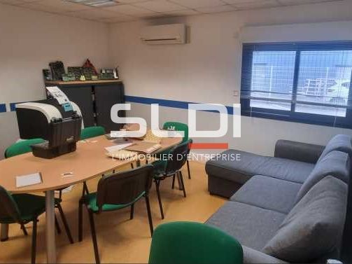 Bureaux à louer à Valence, offrant un espace de t