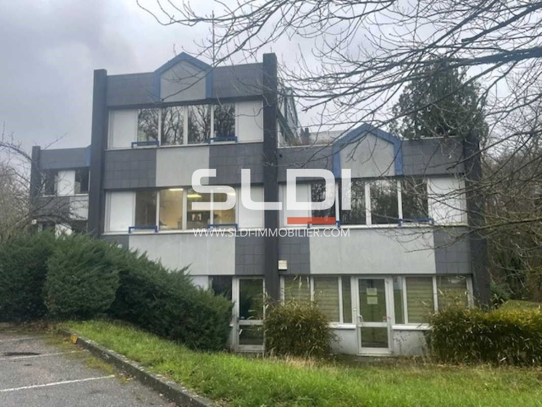 Nous vous proposons à la vente une surface de bu