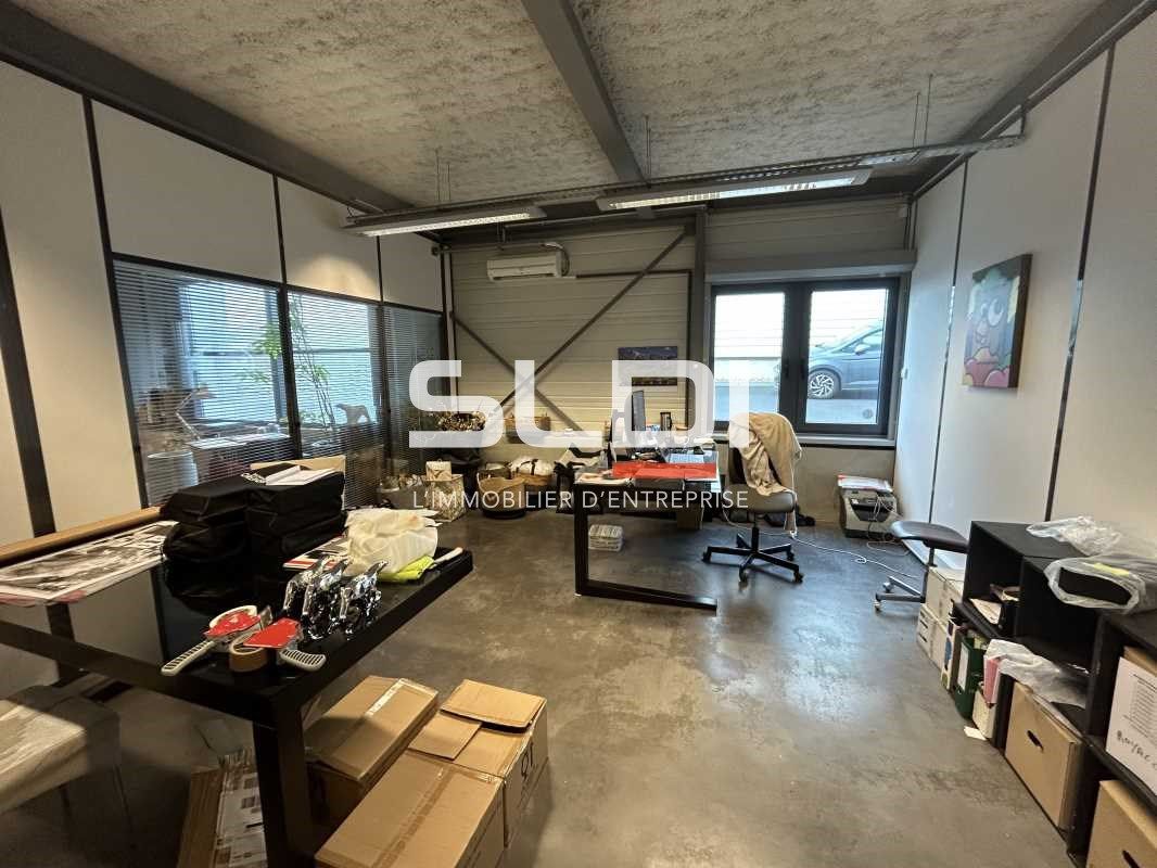 Nous vous proposons à la location ce bâtiment d'a