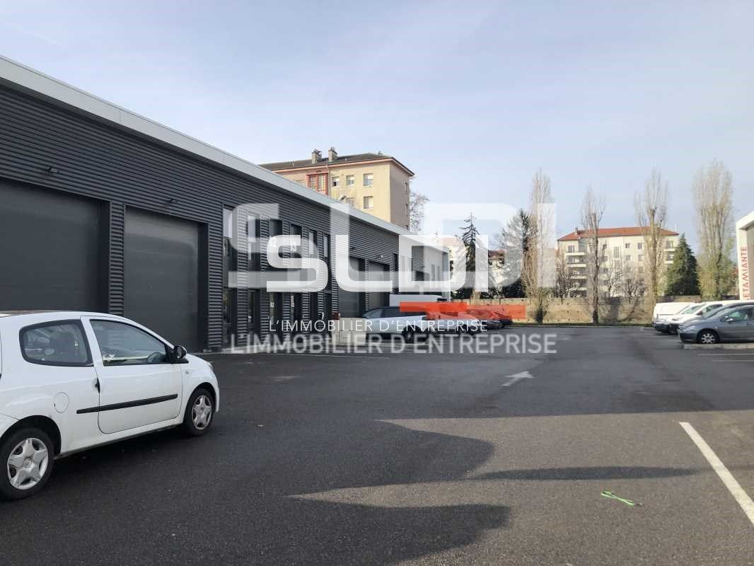 A Vénissieux, au sein d'un nouveau parc d'activit