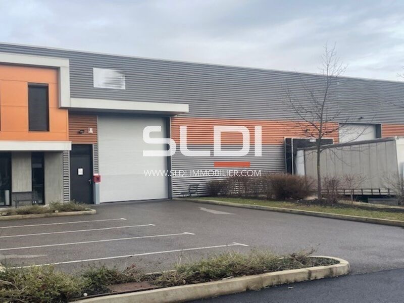 Nous vous proposons à la location un local d'acti