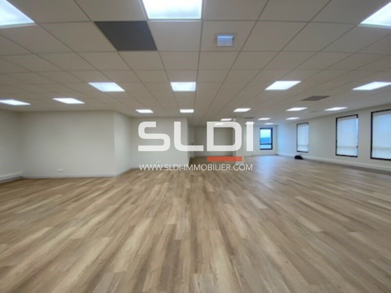 À la recherche de bureaux à louer, à Genas ? Déco
