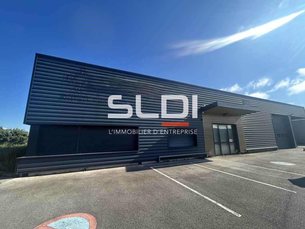 Nous vous proposons à la location ce local d'acti