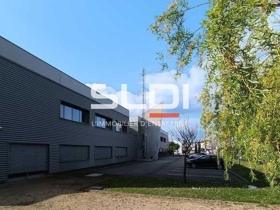 Situé à Décines-Charpieu, SLDI vous propose à la 