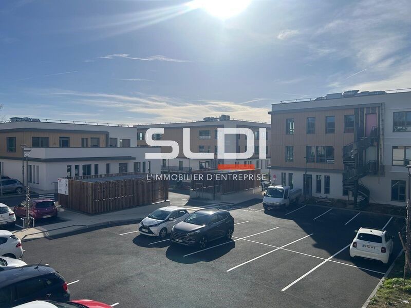 Situés sur la commune de Trévoux (01), à proximit