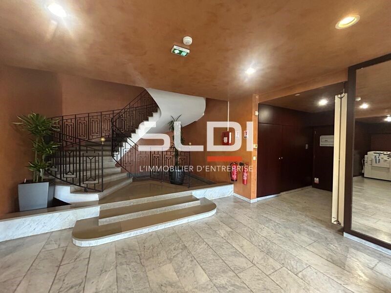 Nous vous proposons à l'acquisition une belle sur