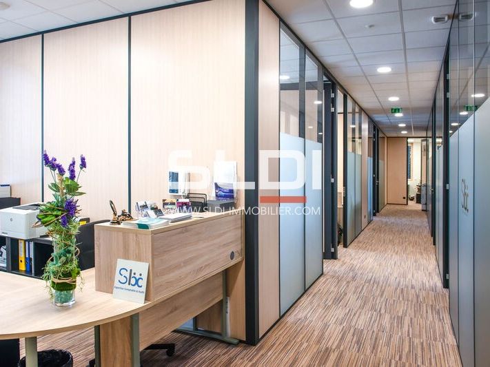 SLDI Immobilier a le plaisir de vous proposer à l