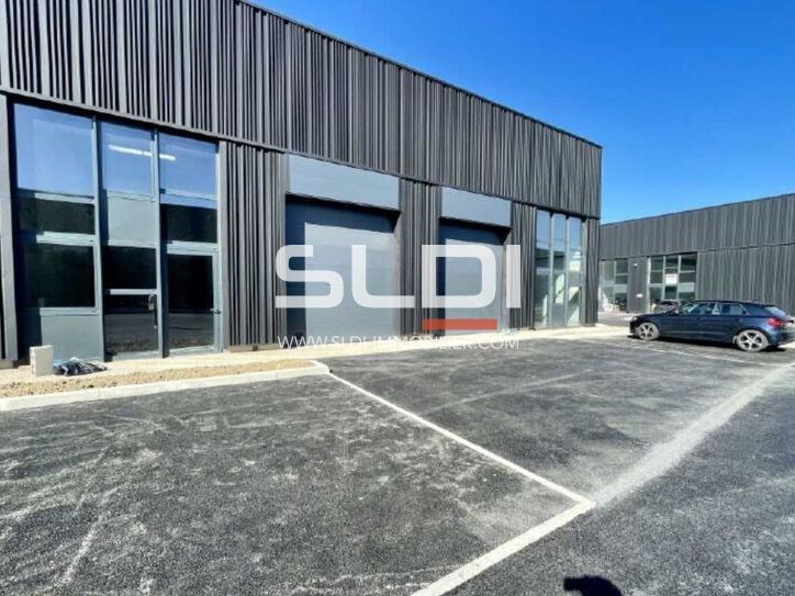 A vendre, entrepôt à Trévoux !  En exclusivité, S