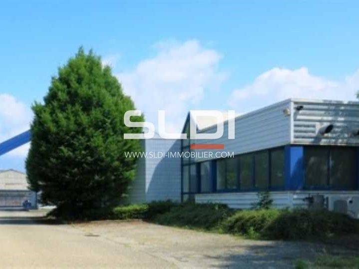 Dans un ensemble immobilier à usage mixte, nous v