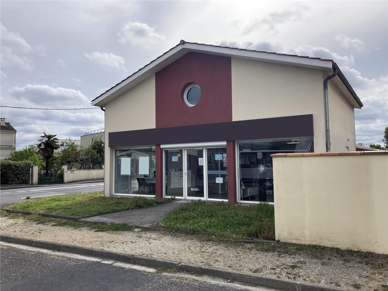 Arthur Loyd Bordeaux propose à la location un loc