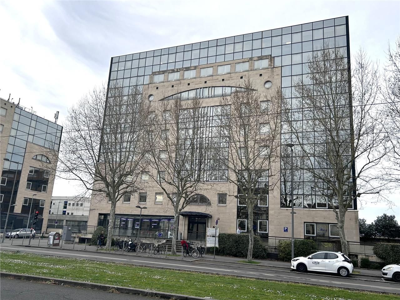 Dans le quartier Meriadeck de Bordeaux, Arthur Lo