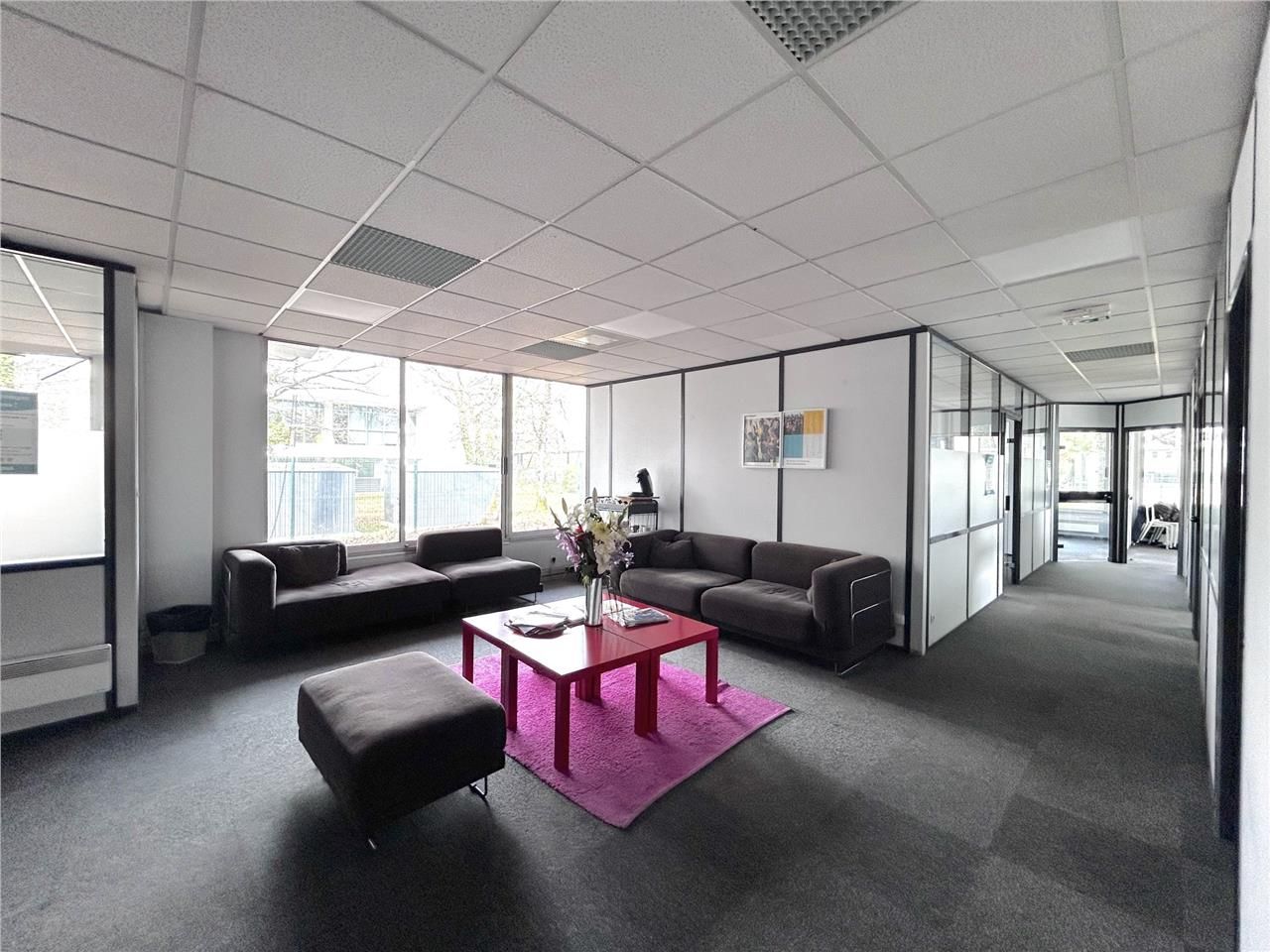 Situé au coeur d'une zone tertiaire dynamique, à 