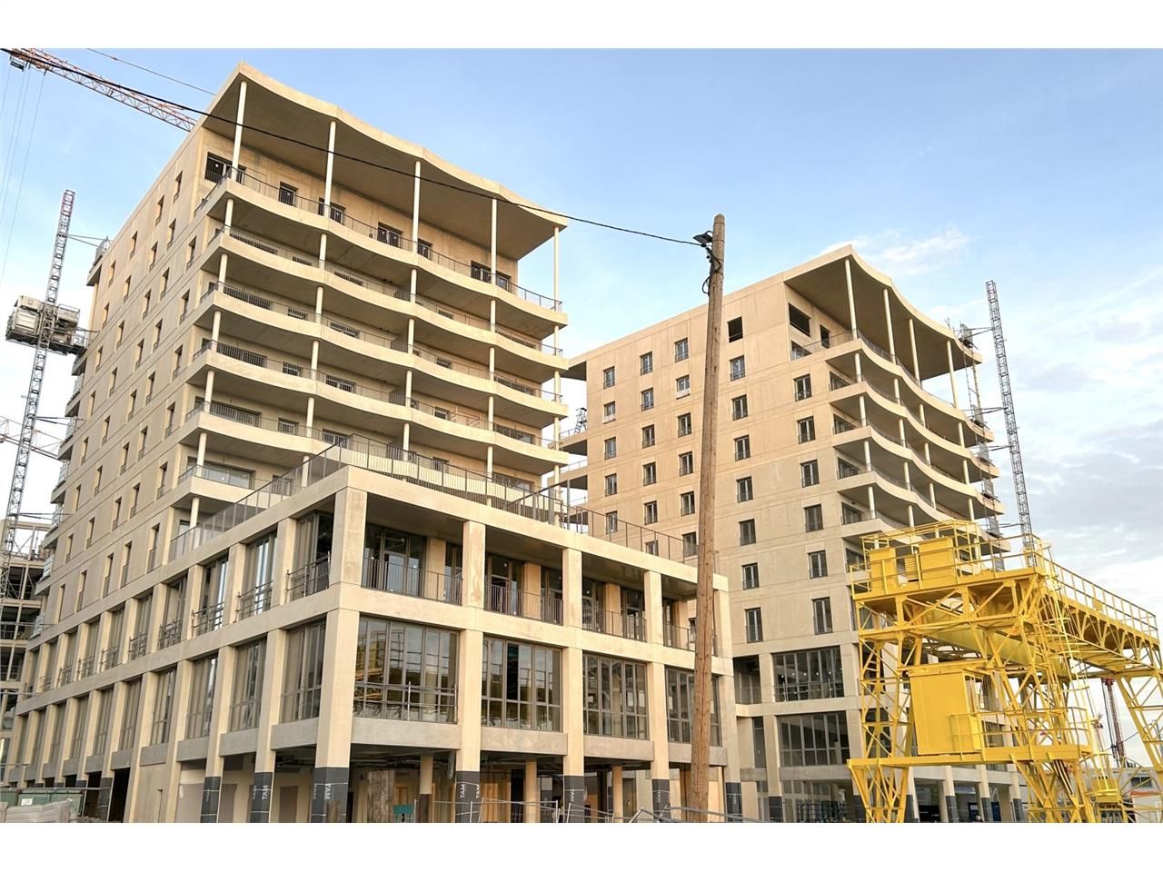 Arthur Loyd vous propose, en pied d'immeuble du p