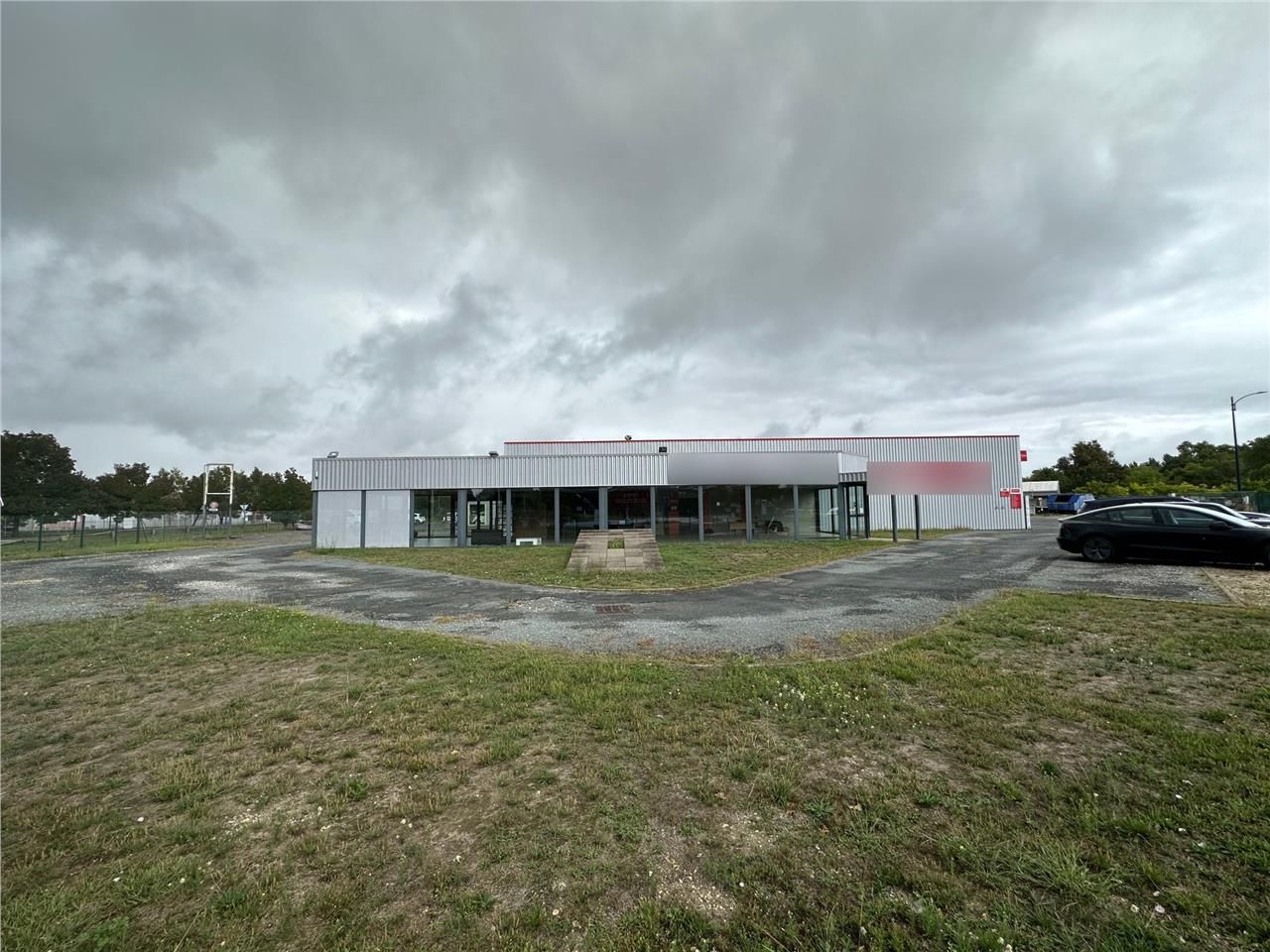 Arthur Loyd vous présente une surface de 544 m² d