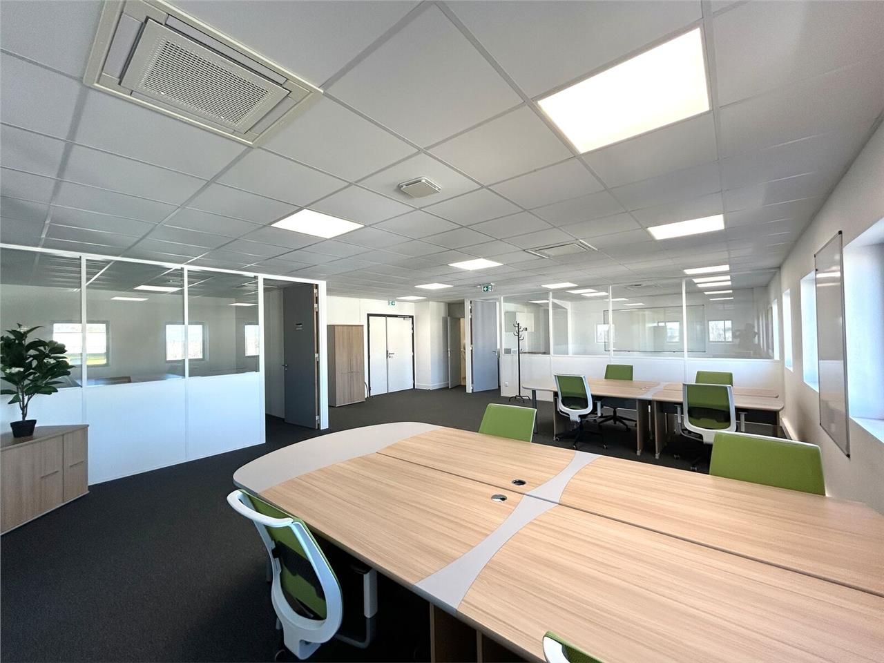 Dans un environnement tertiaire structuré en prem