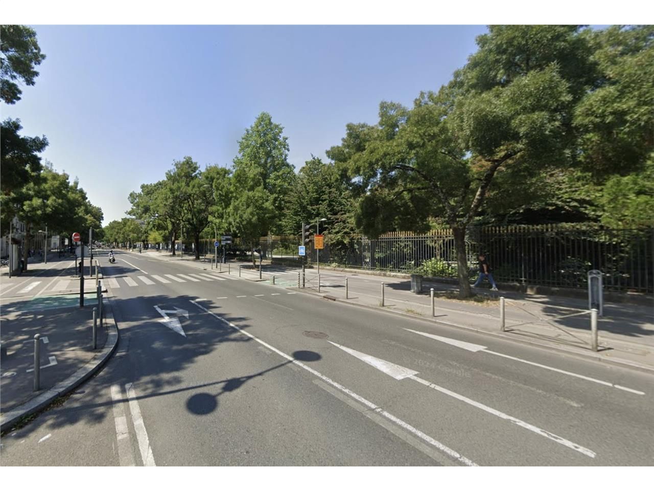 Arthur Loyd vous propose ce magnifique plateau de