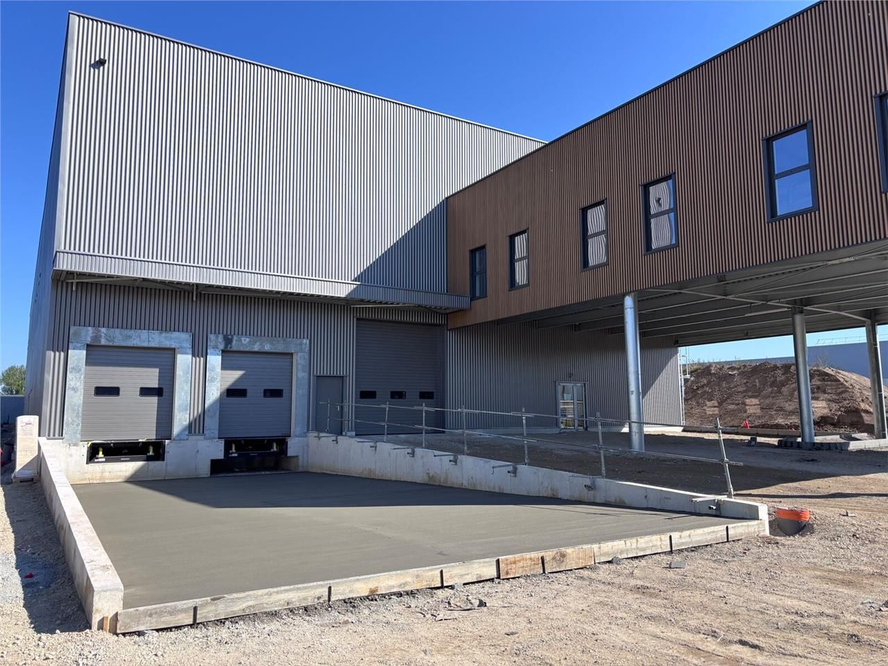 Au sein d'un pôle d'activités reconnu de la métro