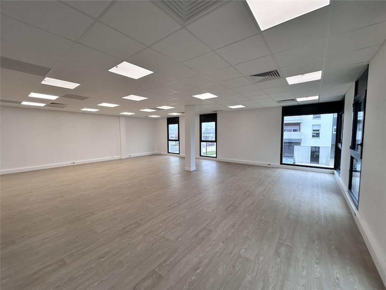 Découvrez une opportunité exceptionnelle à Péronn