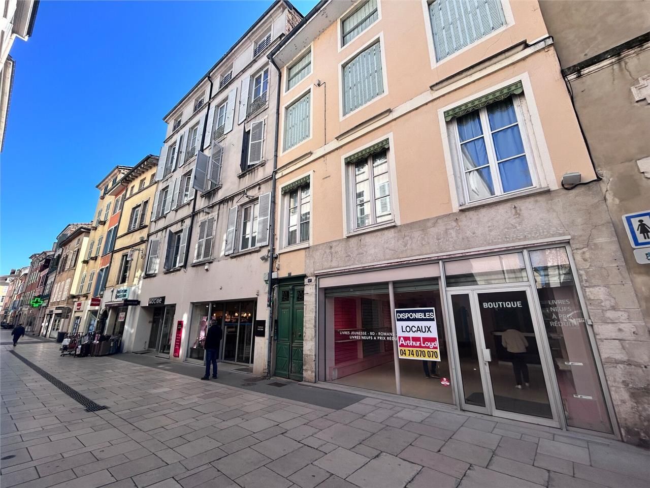 MACON COEUR DE VILLE - EMPLACEMENT NUMERO 1 - A c