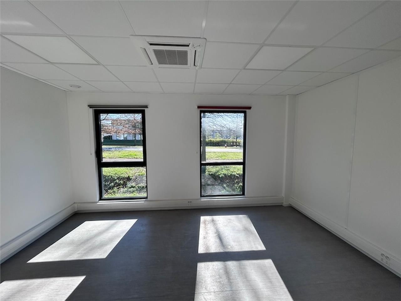 BOURG EN BRESSE - SECTEUR NORELAN - LECLERC - BUR