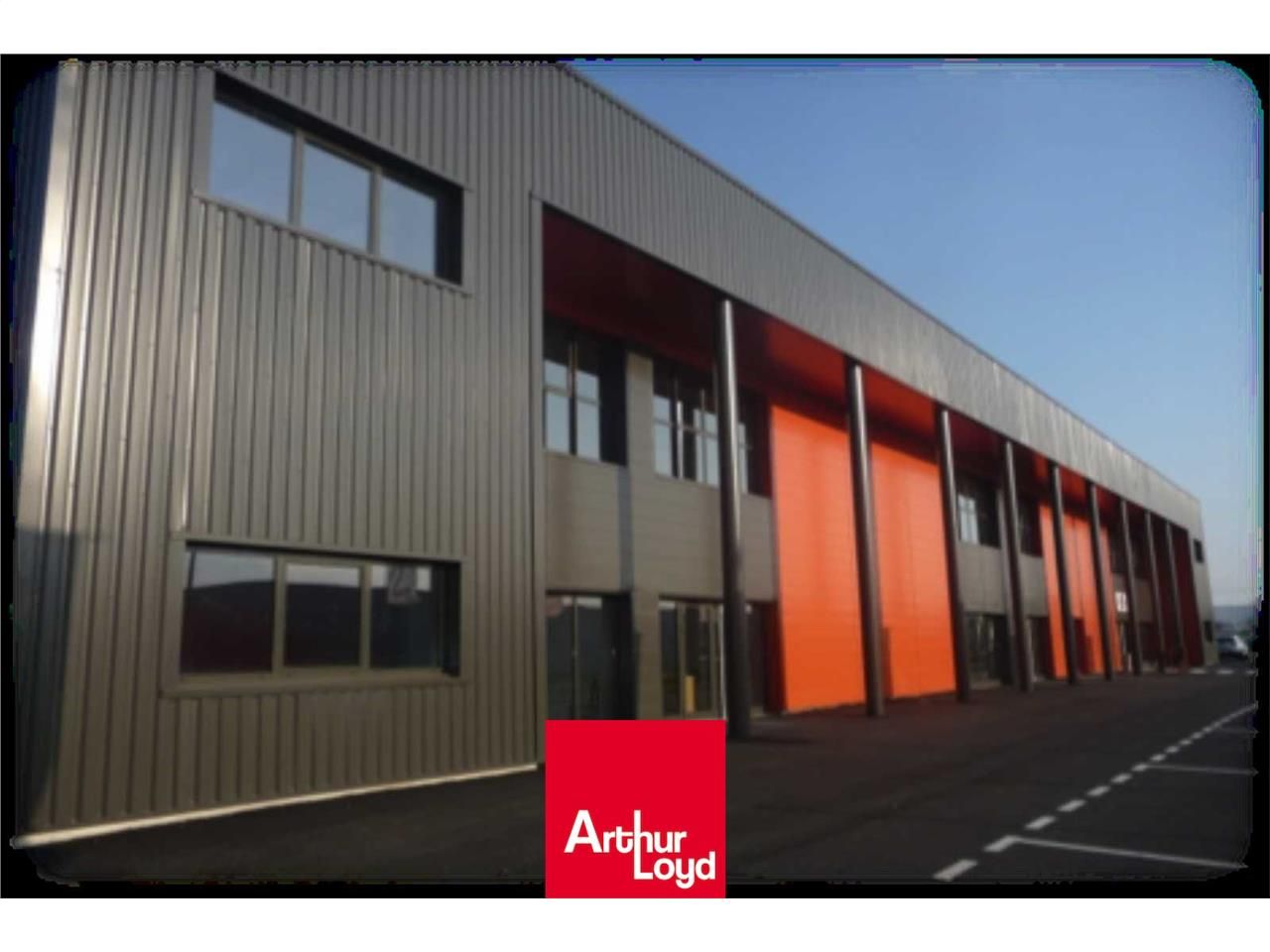 Arthur Loyd Villefranche vous propose cet espace