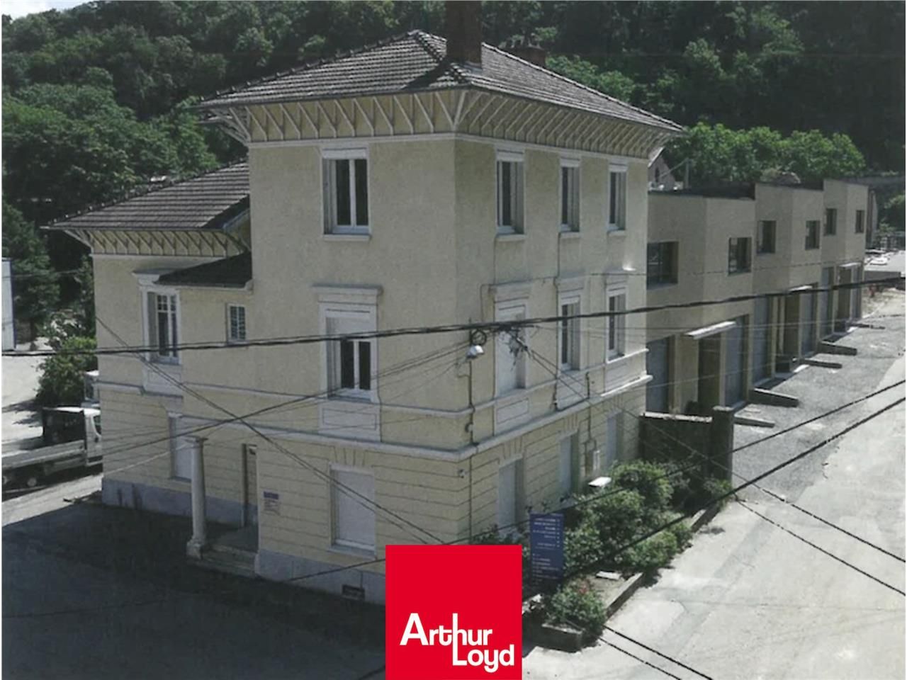 A LOUER | BUREAUX| Proche de Lyon Arthur Loyd Vi