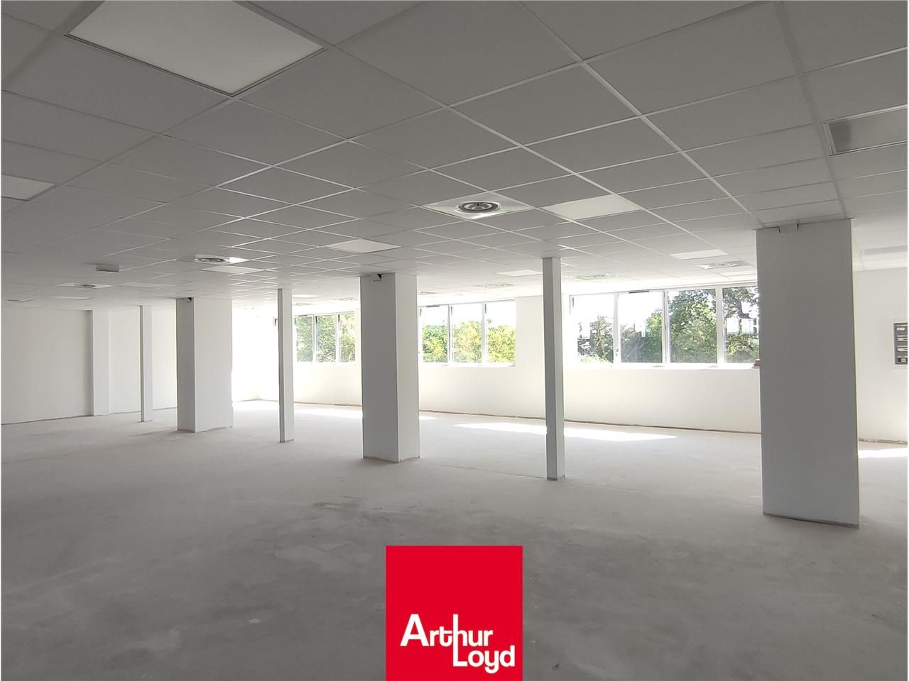 VILLEFRANCHE SUR SAÔNE | BUREAUX A VENDRE Votre