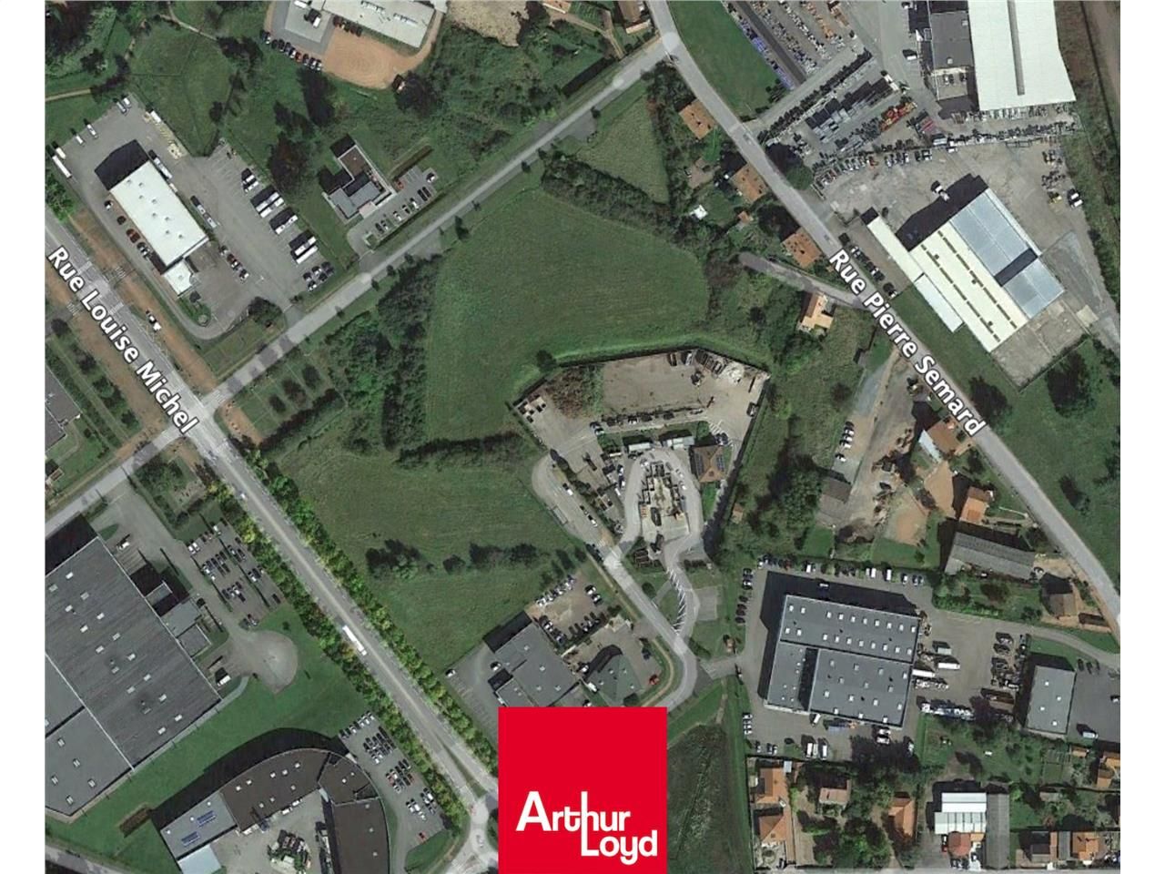 A VENDRE - Terrain industriel - Riorges Zone indu