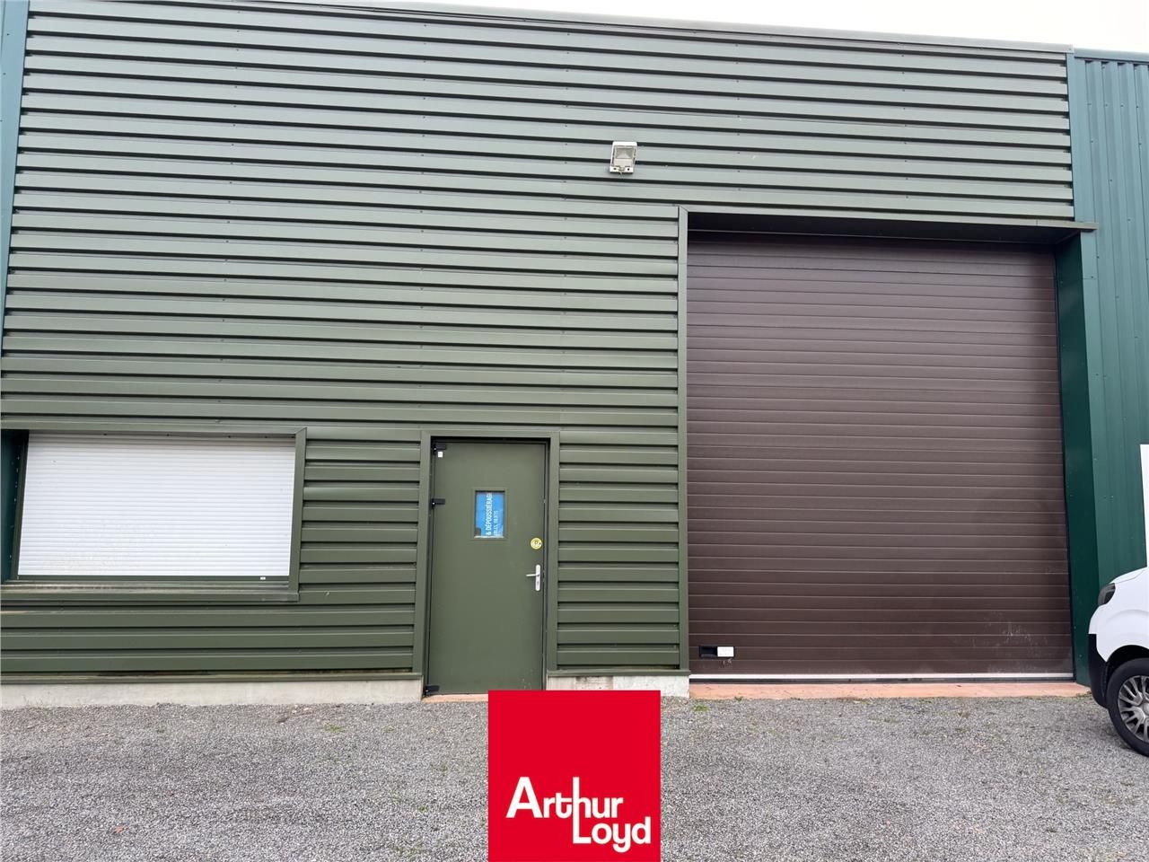 LOCAL D'ACTIVITE À LOUER | LETRA  Votre agence Ar