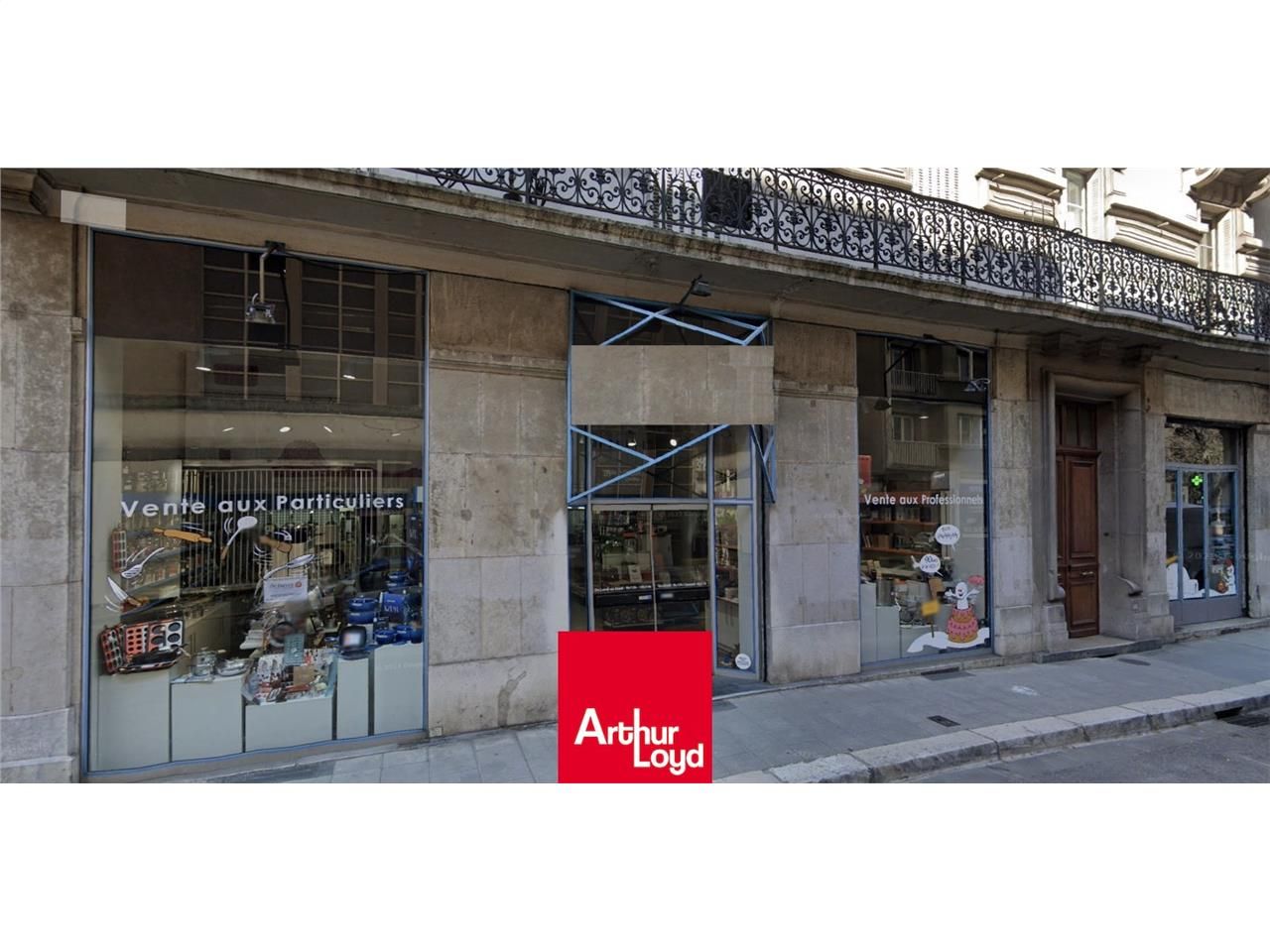 A VENDRE LOCAL COMMERCIAL   GRENOBLE CENTRE - QUA