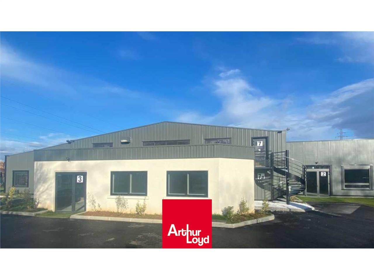 LOCAL D'ACTIVITÉ - VENTE A INVESTISSEURS | ARNAS 