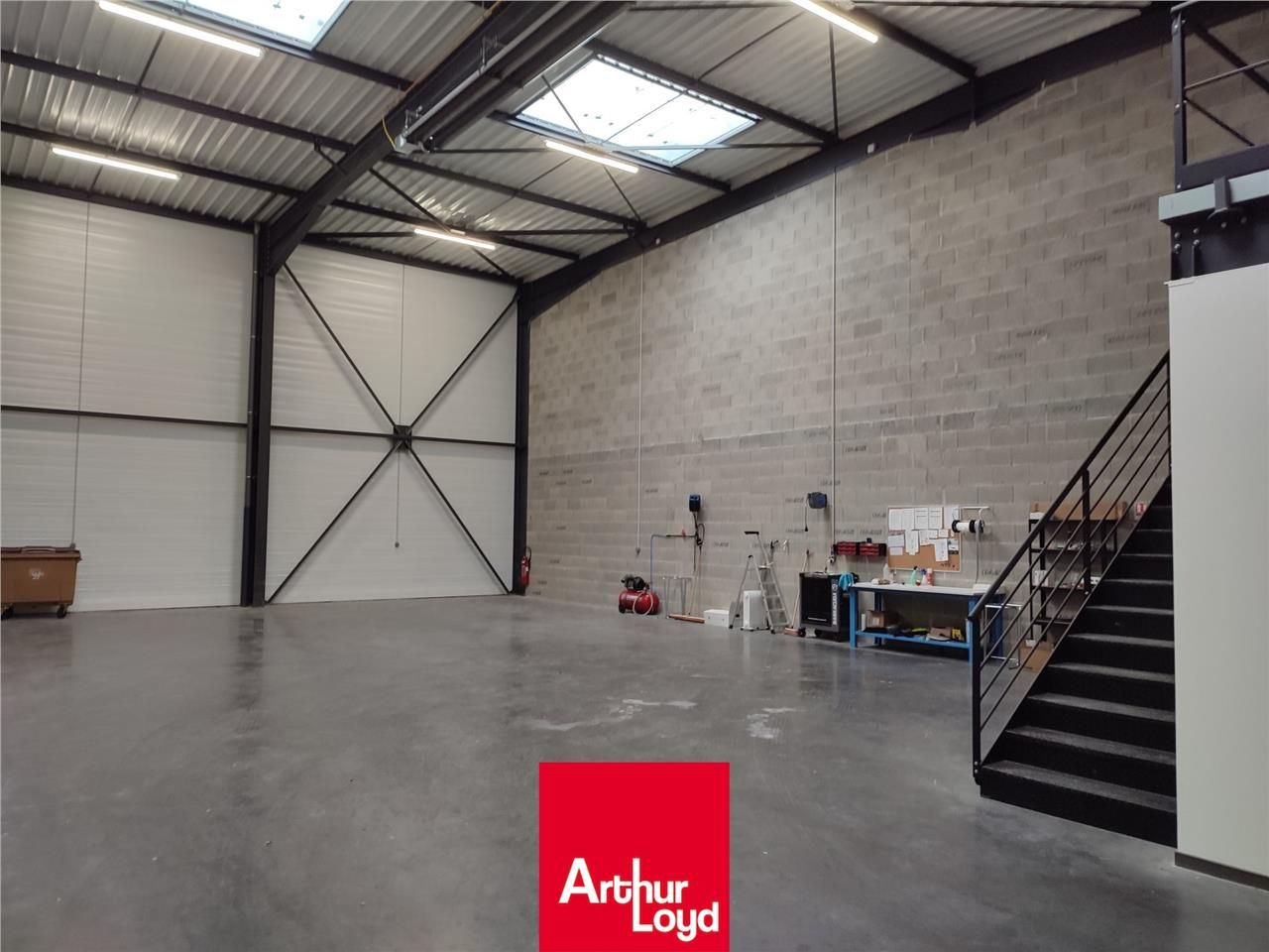 VILLEFRANCHE | Local d'activité  à louer  Au sein