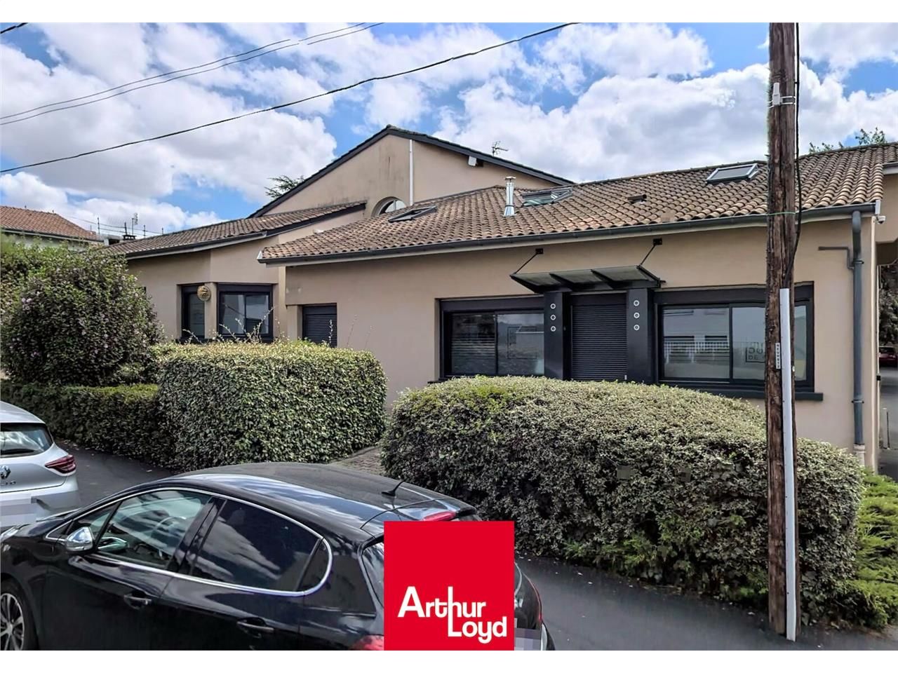 À LOUER : Bureaux de 82 m² avec salle d'attente e