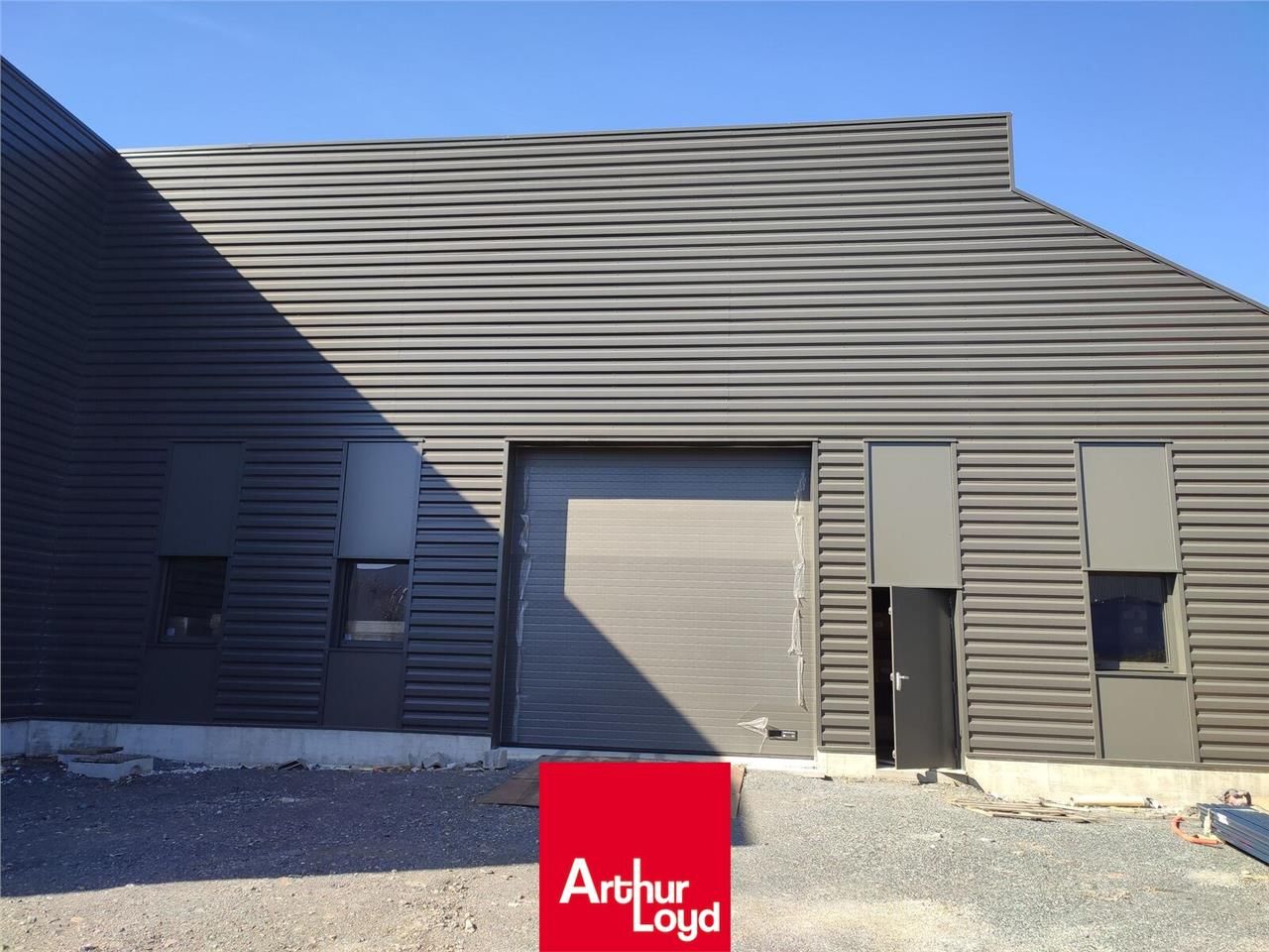 À Villefranche-sur-Saône, découvrez ce local d'ac