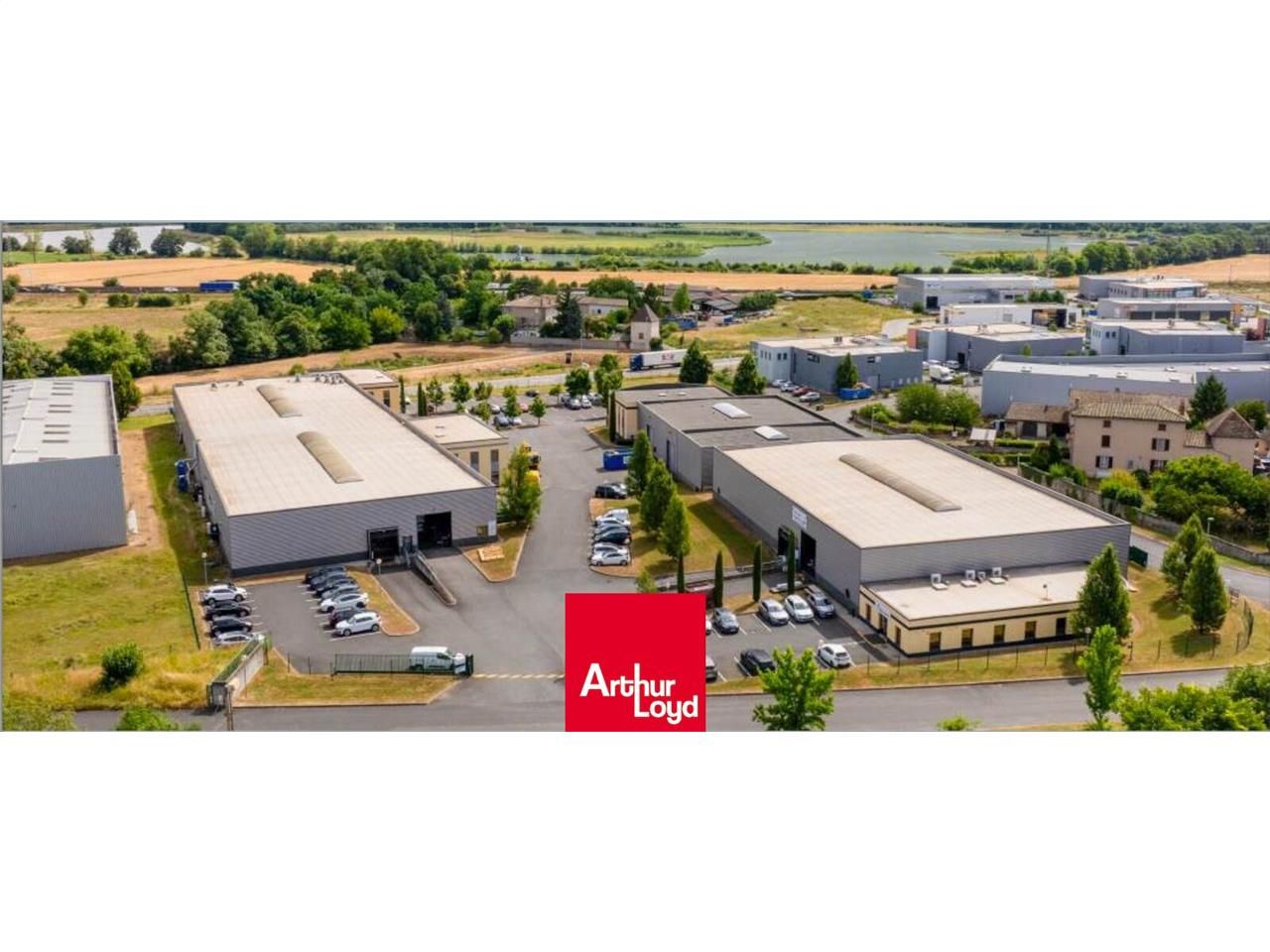 Bâtiment de qualité à louer dans la ZAC de Chavan