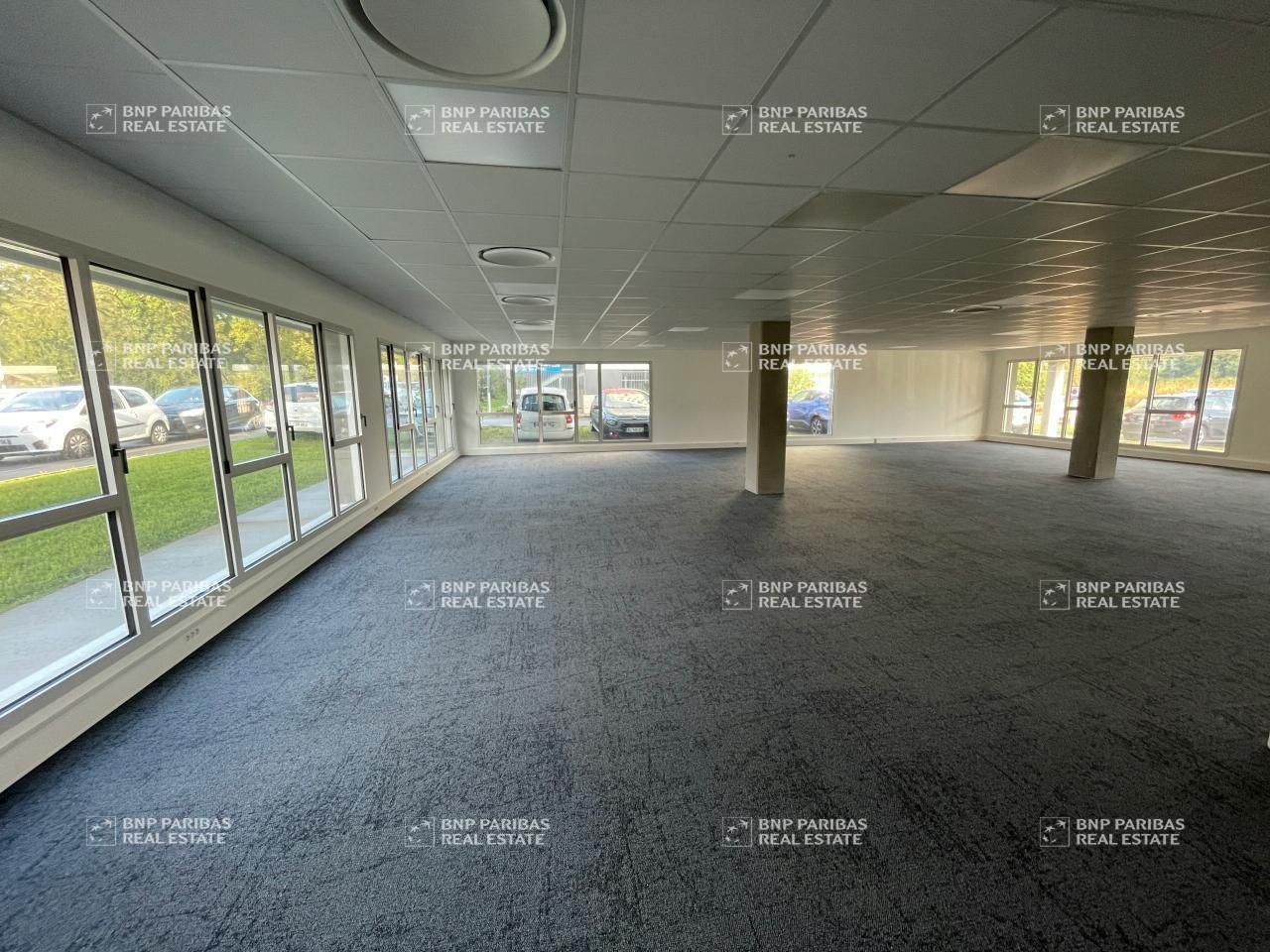 598.27 m² pour ce bureaux en location à Saint-herblain