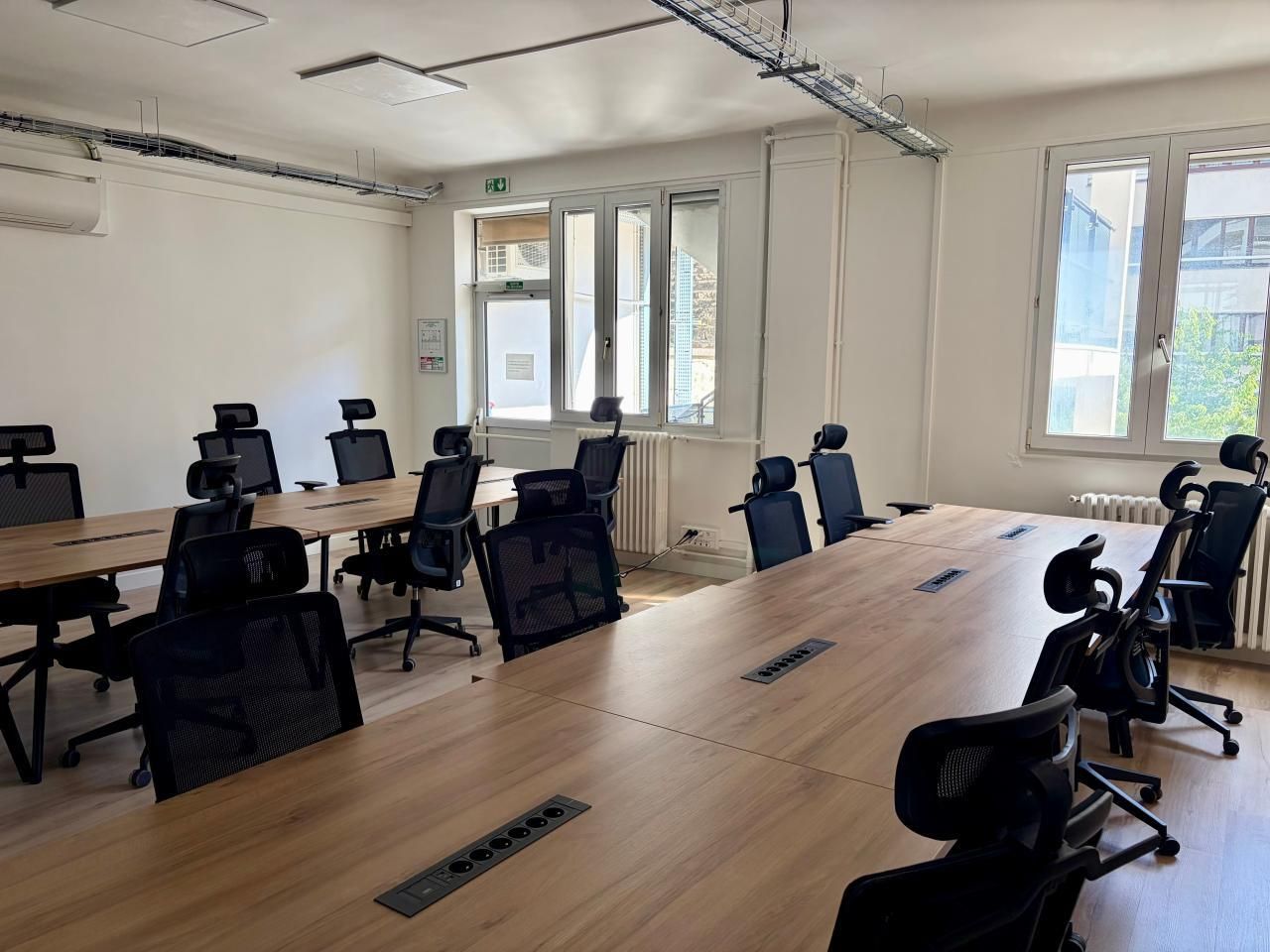 Location Bureaux 240 m² non divisibles 75010 Paris