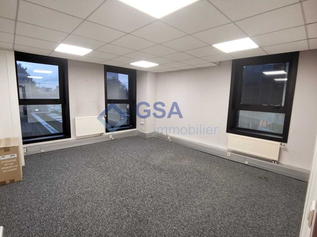 EVRY-COURCOURONNES, GSA IMMOBILIER vous propose à