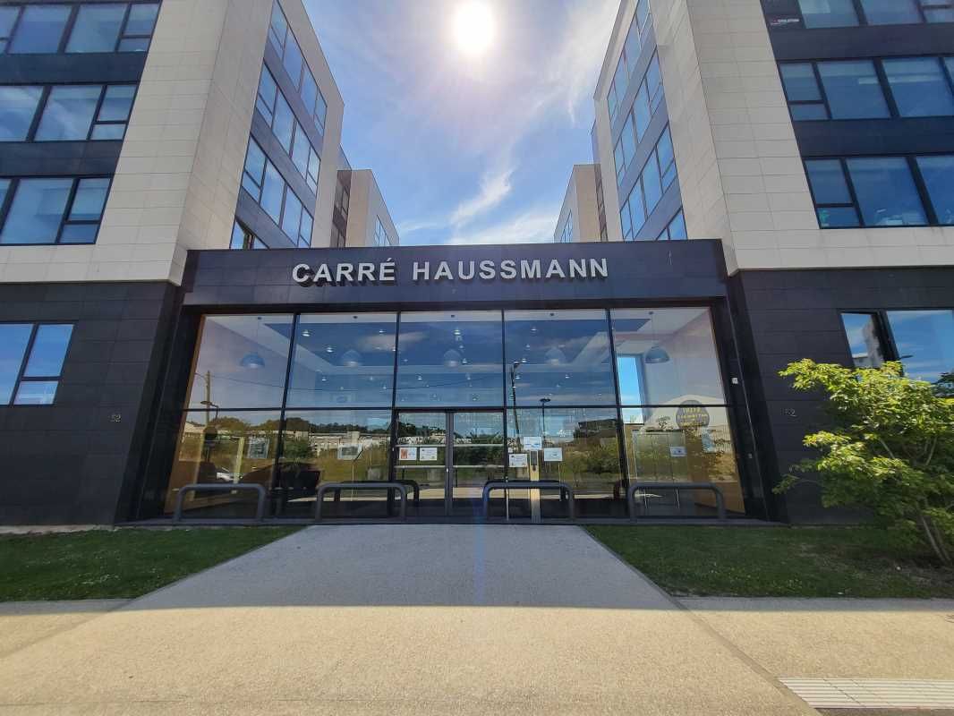 A proximité de la gare d'EVRY COURCOURONNES,  GSA